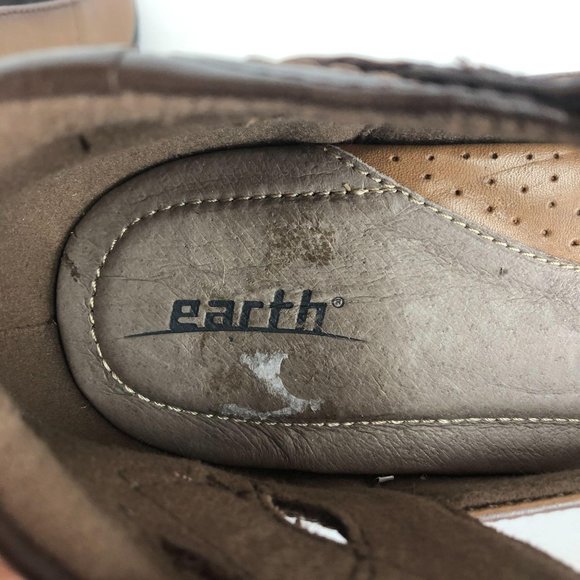 *SOLD* Earth Garnet Almond Brown Ankle Strap Heels Sz 8B - Picture 5 of 9